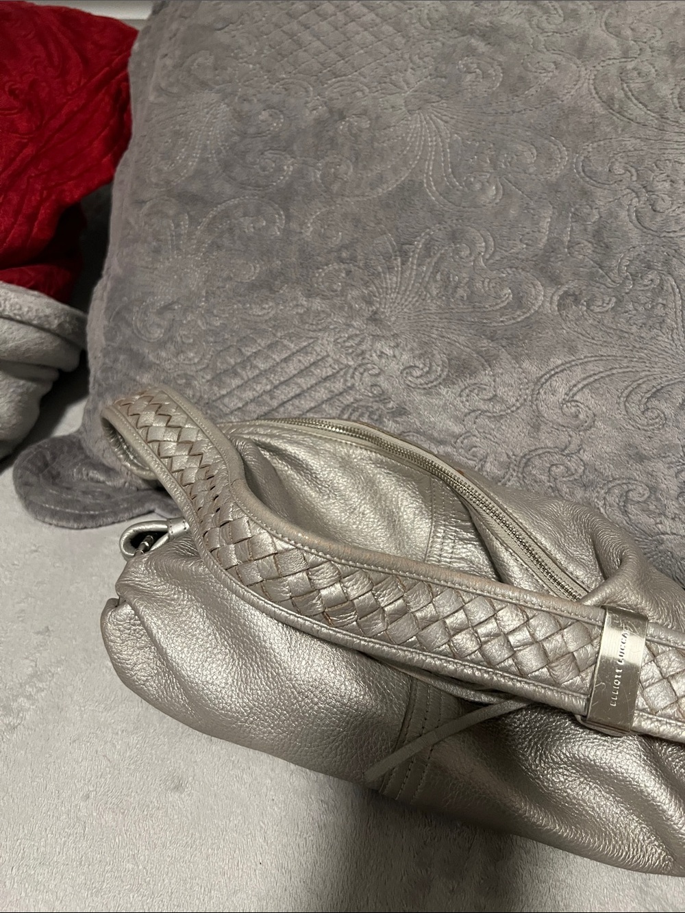 Elliot Lucca Metallic Silver Women's Leather Shoulder Bag with Tassel-EUC - Picture 2 of 8